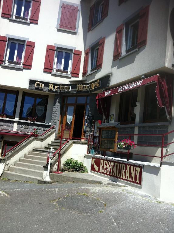 Hotel Restaurant La Reine Margot La Tour-dʼAuvergne 외부 사진